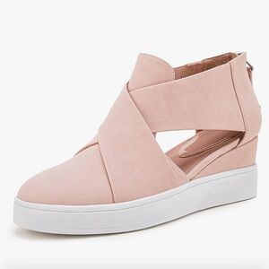 LAICIGO Women's 3 Cut Out Wedge Crisscross Platform
Closed Toe Slip-on 🆕